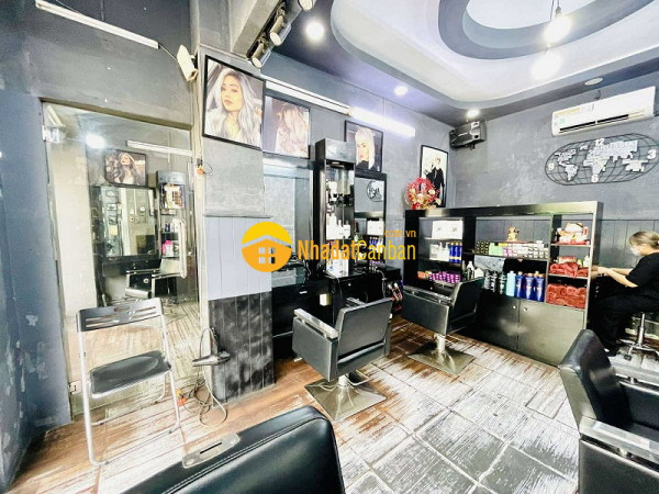 Nhà mặt tiền kd hạ chào 2,2 tỷ, trần thái tông, p15, tân bình, 62m2, 2 tầng, ngang khủng 10m.