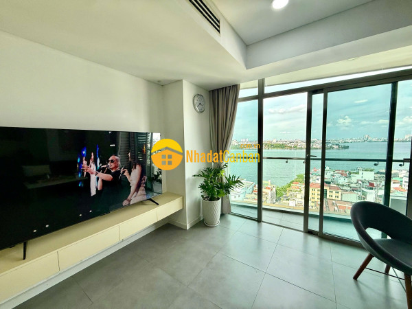 Bán căn hộ chung cư watermark tây hồ căn góc 121m 3pn full nội thất view trực diện hồ tây