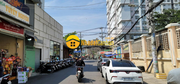 Bán nhà mt đường 12m kinh doanh ngay vincom nguyễn xí, p26, bình thạnh 5x 18m, 5 tầng chỉ 12.5 tỷ