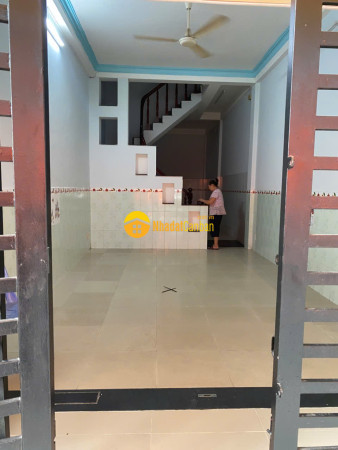 Cho thuê nhà nguyên căn hẻm xe hơi 4pn 3wc tại hoàng hoa thám tân bình