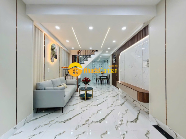 Cực hiếm nhà mới cóng 40m2 2 tầng ngay coopmart quang trung chỉ 3 tỷ 97